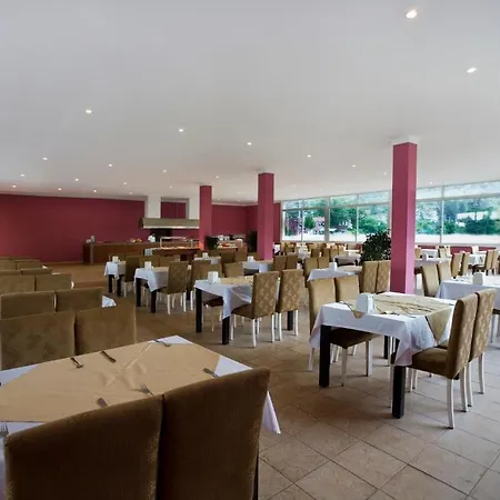 Larissa Park Hotel 3*
